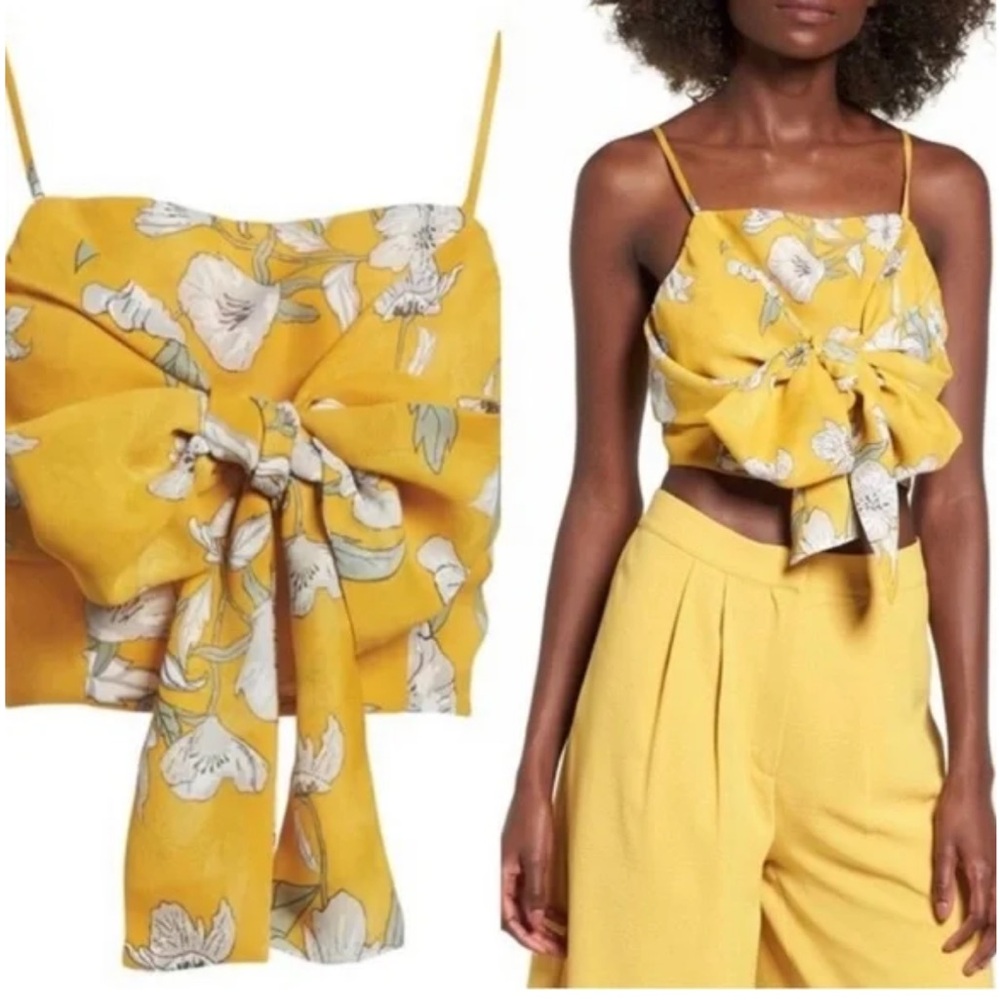 NWT - J.O.A x Chriselle x Floral Boho Crop Top - SMALL